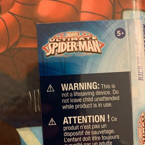 SwimWays Marvel Ultimate Spiderman Foam Kickboard    - Picture 4 of 4